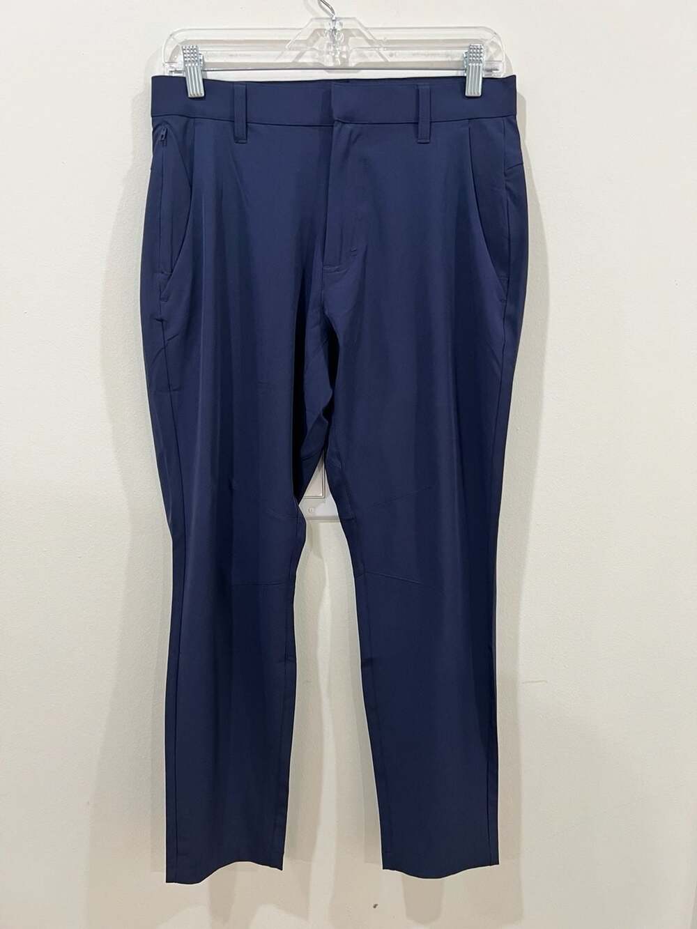 Fabletics Men's Navy Blue Performance Golf Pants Size 29x30